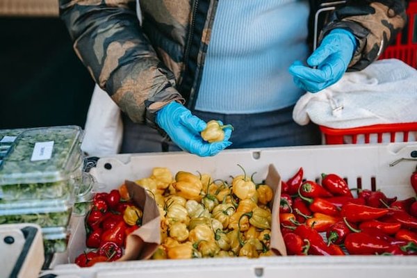 Les meilleures épiceries fines à Paris et Marseille : La Grande Epicerie, FAUCHON et Le Coin des Épicuriens